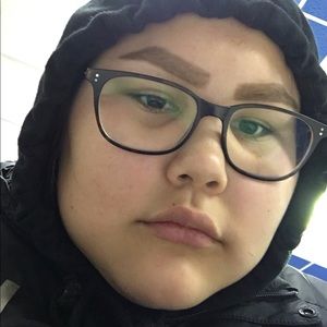 Meet your Posher, Katelynn